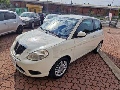 Lancia Ypsilon 1.2 Argento GPL Scadenza Bombola 2034 Bianco usata Cormano
