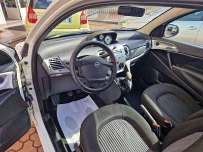 Lancia Ypsilon 1.2 Argento GPL Scadenza Bombola 2034 Bianco usata Cormano
