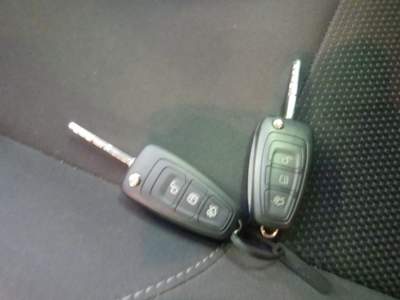 Ford Focus SW 2.0 tdci Business s&s 150cv Grigio usata Pescara