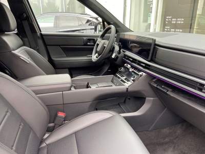 Hyundai Santa Fe 1.6 T-GDi HEV 4WD AT 7 posti XCLASS Nero usata Castelnuovo Rangone