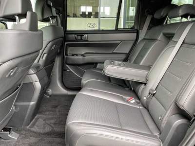 Hyundai Santa Fe 1.6 T-GDi HEV 4WD AT 7 posti XCLASS Nero usata Castelnuovo Rangone