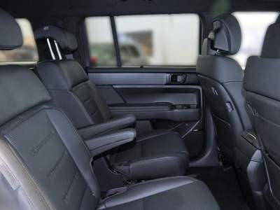 Hyundai Santa Fe 1.6 T-GDi HEV 4WD AT 7 posti XCLASS Nero usata Castelnuovo Rangone