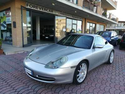 Porsche 911 Porsche 911 (996) Carrera 4 cat Coupe 300CV 221KW Argento usata Altidona