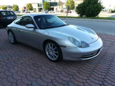 Porsche 911 Porsche 911 (996) Carrera 4 cat Coupe 300CV 221KW Argento usata Altidona