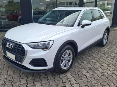 Audi Q3 35 TDI S tronic Business Bianco usata Ferrara
