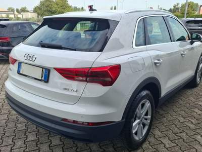 Audi Q3 35 TDI S tronic Business Bianco usata Ferrara