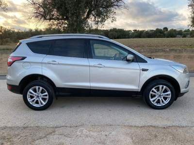 Ford Kuga 1.5 tdci Business s&s 2wd 120cv my18 Argento usata Ispica