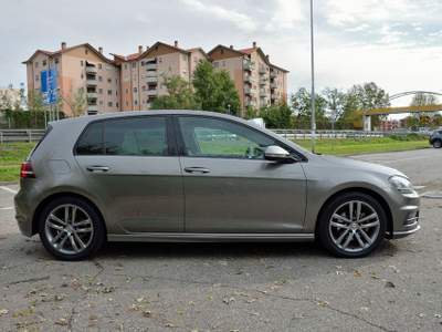 Volkswagen Golf 2.0 TDI DSG 5p. Sport Edition BlueMotion Tech. Grigio usata Melzo