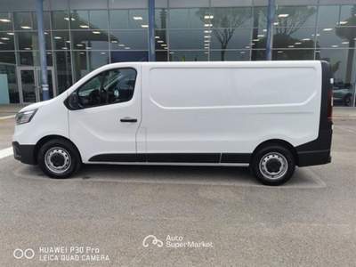 Renault Trafic T30 2.0 dci 150cv energy L2H1 Start Bianco usata Taranto