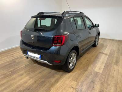 Dacia Sandero 0.9 TCe Nero usata ZEVIO