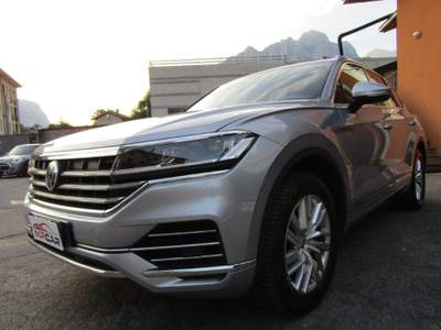 Volkswagen Touareg 3.0 V6 TDI 286 CV SCR Advanced Argento usata Lecco