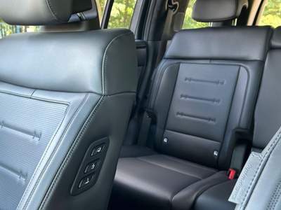 Hyundai Santa Fe 1.6 T-GDi HEV 4WD AT 7 posti XCLASS Nero usata Castelnuovo Rangone