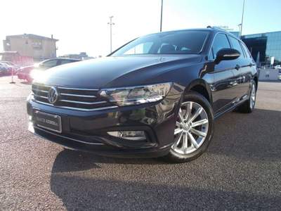 Volkswagen Passat 1.6 TDI SCR DSG Business BMT Grigio usata SAN VENDEMIANO