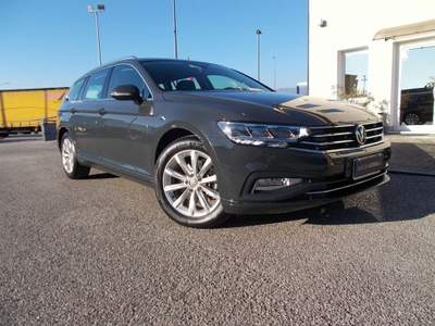 Volkswagen Passat 1.6 TDI SCR DSG Business BMT Grigio usata SAN VENDEMIANO