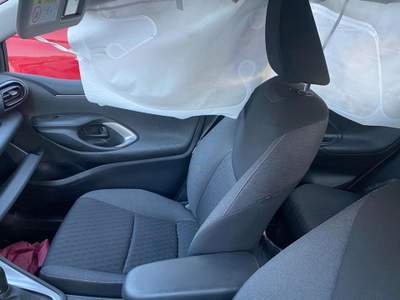 Toyota Yaris 1.5 Hybrid 5 porte Active Bianco usata LA SPEZIA