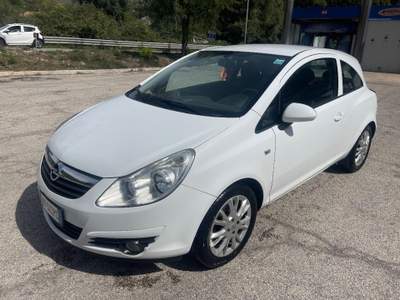 Opel Corsa 1.2 16V 80CV GPL-TECH 3p. Club usata Popoli