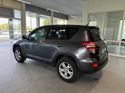 Toyota RAV4 RAV4 Crossover 2.2 D-4D 150 CV DPF Sol Grigio usata Rivanazzano Terme