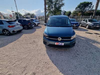 Volkswagen Caddy VOLKSWAGEN CADDY 2.0 TDI 102CV-2017 Blu/Azzurro usata San Giuseppe Vesuviano