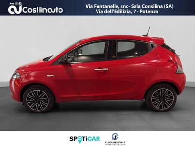 Lancia Ypsilon 1.0 FireFly S&S 70CV Hybrid Ecochic Gold Lilla usata Sala Consilina