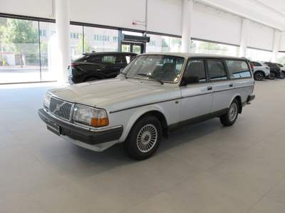 Volvo 240 2.0 Station Wagon Argento usata Padova
