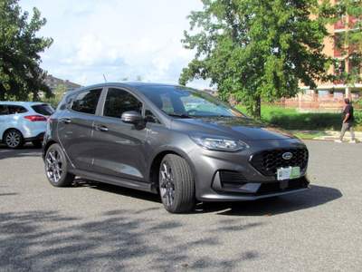 Ford Fiesta 1.0 Ecoboost Hybrid 125 CV 5 porte ST-Line Grigio usata Latina