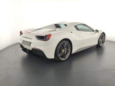 Ferrari 488 Spider Bianco usata Corciano