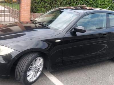 BMW Serie 1 118d d cat 3 porte  LEGGERE GRAZIE Nero usata Gaglianico