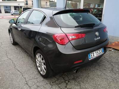 Alfa Romeo Giulietta 1.6 JTDm-2 105 CV Distinctive Grigio usata Alba
