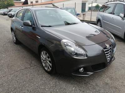 Alfa Romeo Giulietta 1.6 JTDm-2 105 CV Distinctive Grigio usata Alba
