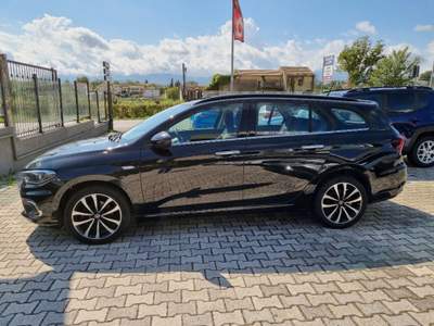 Fiat Tipo 1.6 Mjt S&S 5 porte Lounge Nero usata Cassino