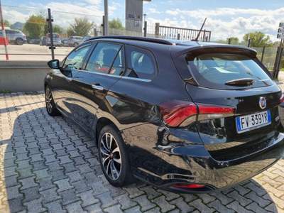 Fiat Tipo 1.6 Mjt S&S 5 porte Lounge Nero usata Cassino