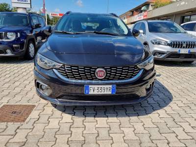 Fiat Tipo 1.6 Mjt S&S 5 porte Lounge Nero usata Cassino