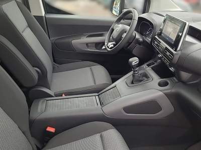 Toyota Proace 1.5D 130 CV S&S L1 Panorama Bianco usata Castelnuovo Rangone