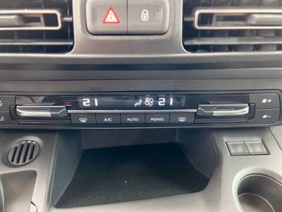 Citroen Berlingo BlueHDi 100 Stop&Start M Feel Beige usata Castelnuovo Rangone