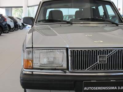 Volvo 240 2.0 Station Wagon Argento usata Vicenza