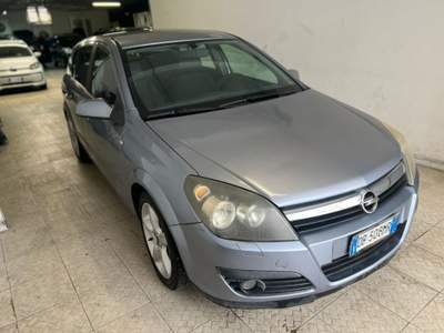 Opel Astra GTC 1.9 CDTI 120CV 5 porte Enjoy Grigio usata PALERMO