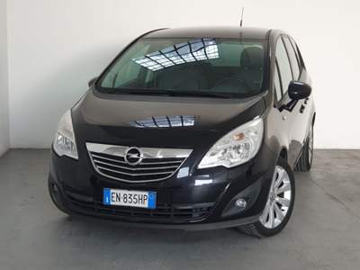 Opel Meriva 1.4 Turbo 140CV Cosmo eu5 benzina Nero usata Monza