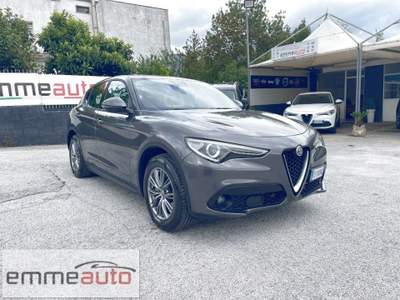 Alfa Romeo Stelvio 2.2 Turbodiesel 190 CV AT8 Q4 Business Grigio usata Isernia