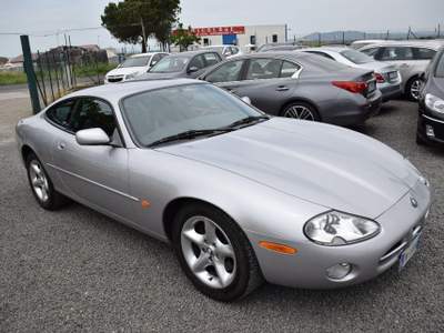 Jaguar XK 4.0 Coupé Argento usata Montalto di Castro