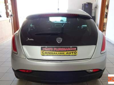 Lancia Delta  Grigio usata Brindisi