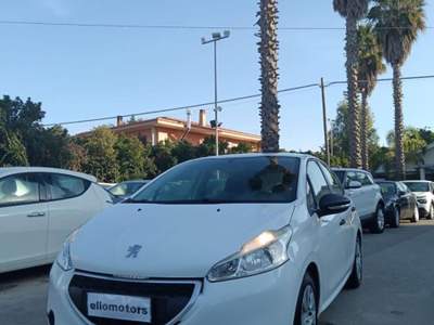 Peugeot 208 1.0 VTi 68 CV 5p. Active Bianco usata Modica