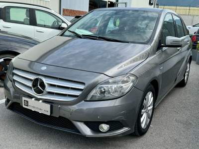 Mercedes-Benz Classe B CDI BlueEFFICIENCY Executive Grigio usata Castellammare di Stabia
