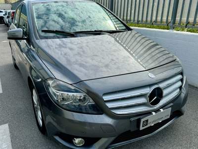 Mercedes-Benz Classe B CDI BlueEFFICIENCY Executive Grigio usata Castellammare di Stabia