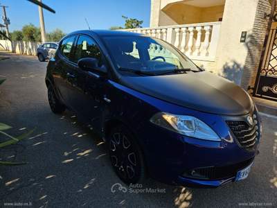 Lancia Ypsilon Ypsilon 0.9 T.Air 85 CV 5p. S&S DFN S Md ADATTA PER DISABILI Blu/Azzurro usata San Michele Salentino