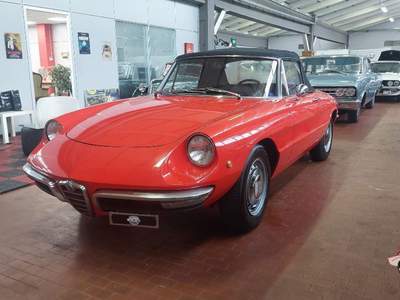 Alfa Romeo Spider Duetto osso di seppia 1.3 Rosso usata Vicolungo Alfa Romeo Spider Duetto osso di seppia 1.3 Rosso usata Vicolungo