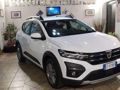 Dacia Sandero  Stepway 1.0 tce  Eco-g 100cv  EXPRESSION Bianco usata Ragusa