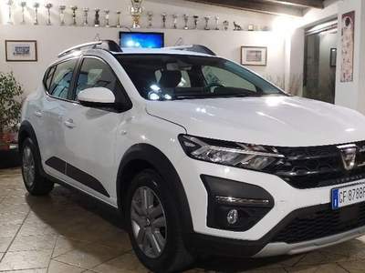 Dacia Sandero  Stepway 1.0 tce  Eco-g 100cv  EXPRESSION Bianco usata Ragusa