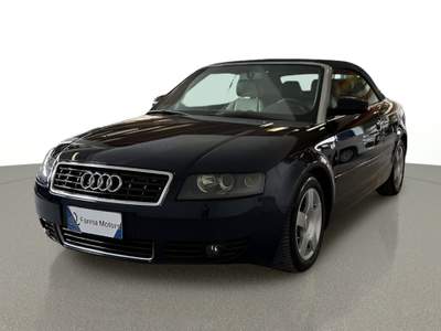 Audi A4 Cabriolet 2.5 TDI - Clima - Radio CD - Radica Blu/Azzurro usata Liscate