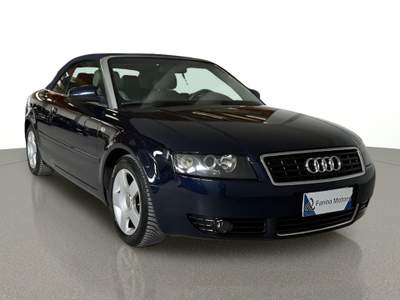 Audi A4 Cabriolet 2.5 TDI - Clima - Radio CD - Radica Blu/Azzurro usata Liscate