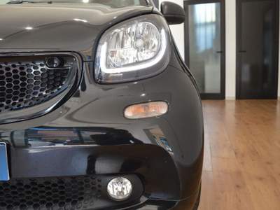 Smart ForTwo 70 1.0 twinamic Solidblack*OK NEOPATENTATO* Nero usata Sesto Calende